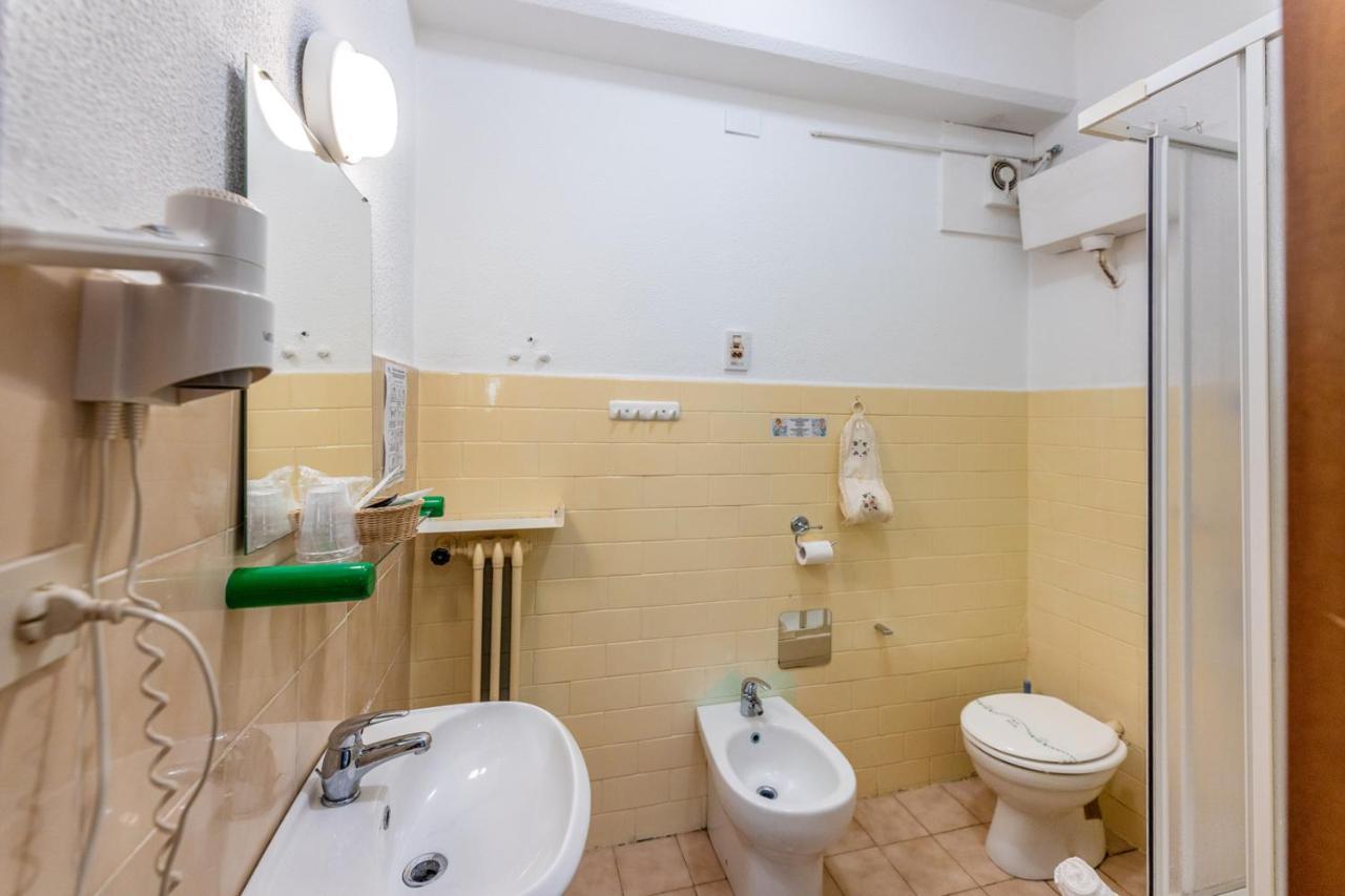 B&B Oasi 피날레리구레 외부 사진